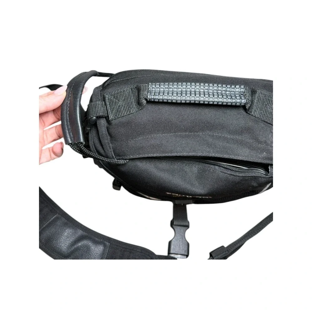 Tamrac Velocity 5 Camera Bag DSLR Sling Case Padded Black Travel Gear‎ 5745